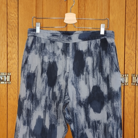 Gap blue flowy ankle length dressy joggers - Picture 5 of 9